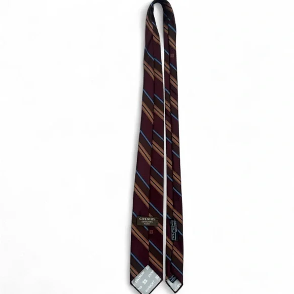 🔥 Givenchy Tie 🔥 - Picture 3 of 5